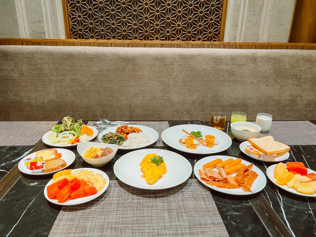 Ramada Plaza by Wyndham Chao Fah